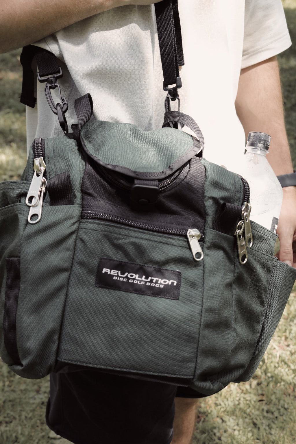 Revolution Mini Deluxe V3 Disc Golf Bag - Onyx