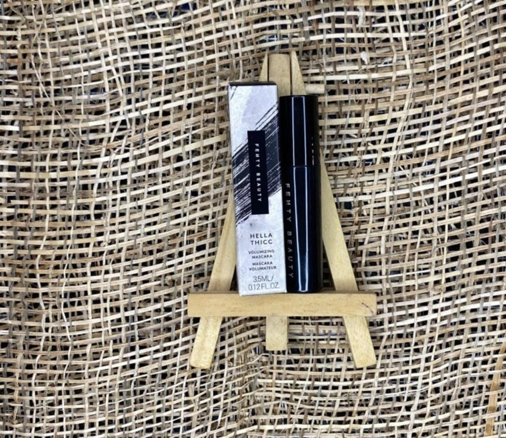 Hella Thicc Volumizing Mascara Deluxe Sample - Cuz I'm Black